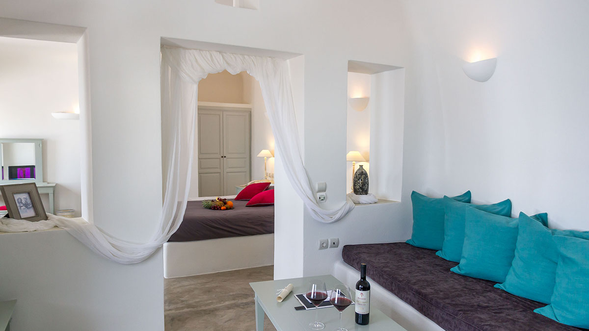 Deluxe Suite With Outdoor Jacuzz